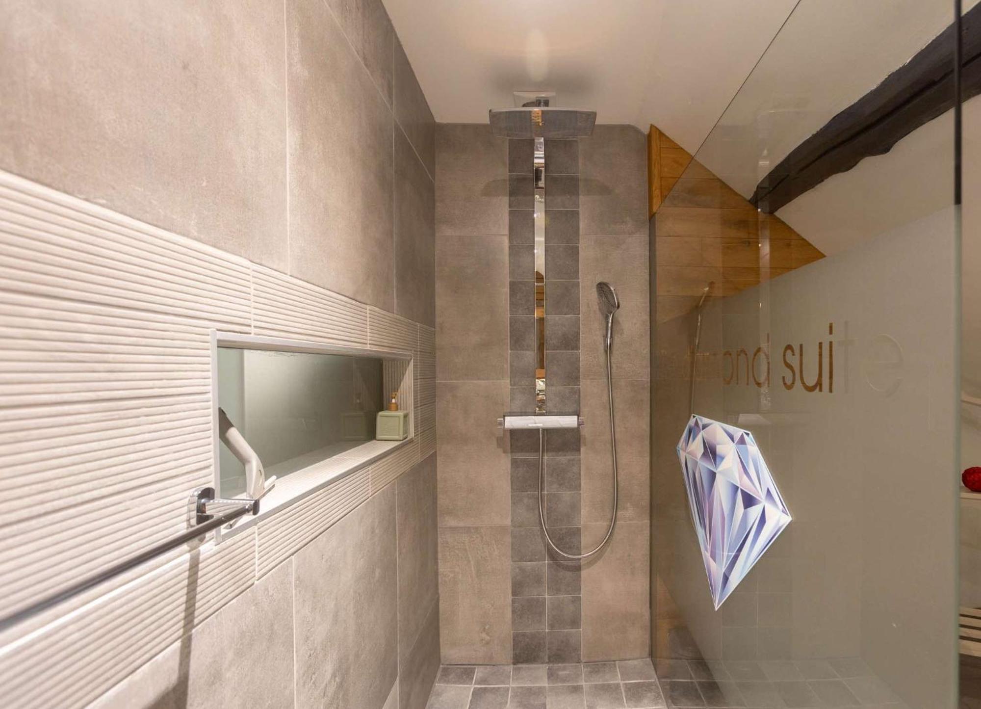 Apartment Design Suite Jehanster 外观 照片